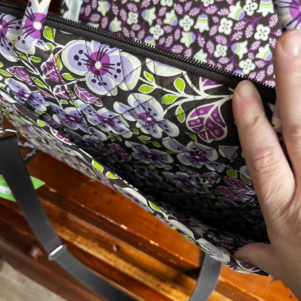 Retired Vera Bradley hard shell laptop portfolio case/bag retired Plum petals - Picture 6 of 10
